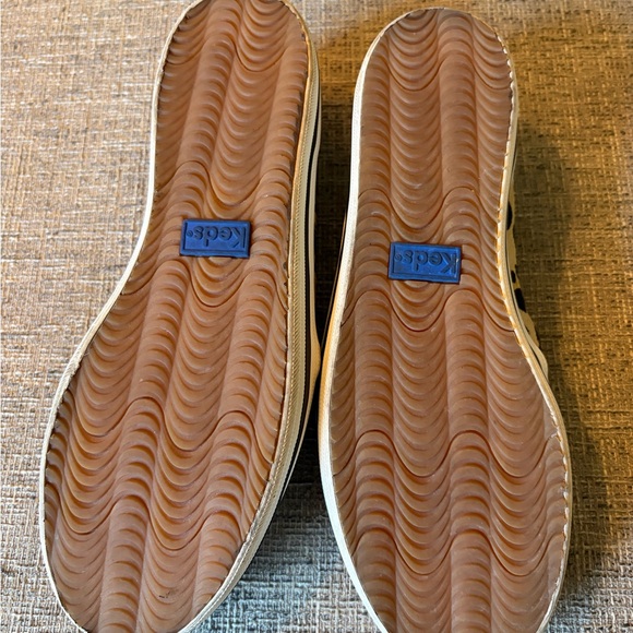 Leopard Pattern Slip-On Shoes - Picture 4 of 4